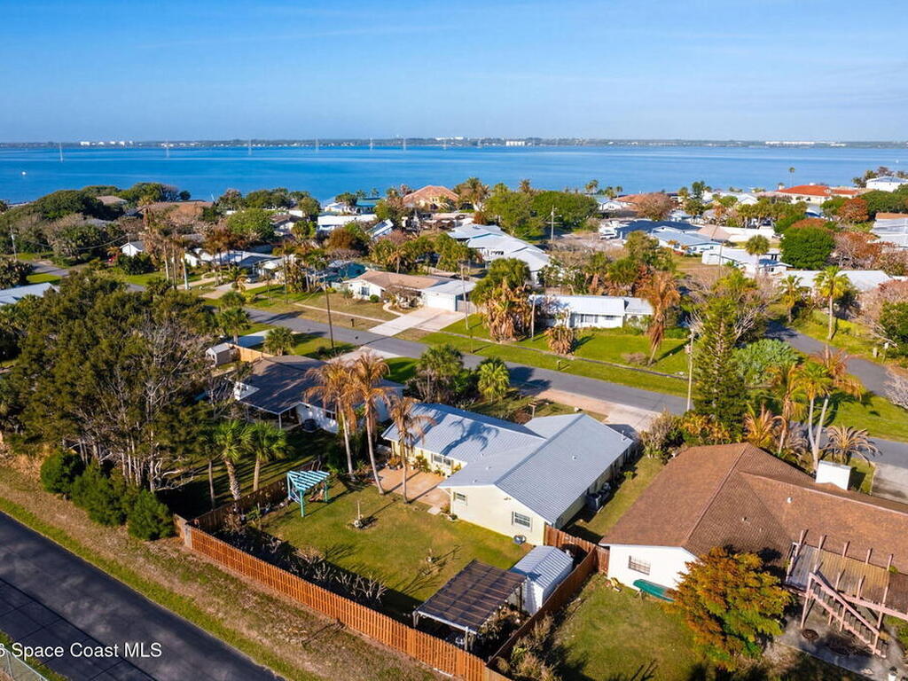 2047 Barracuda Avenue, Melbourne Beach, FL 32951