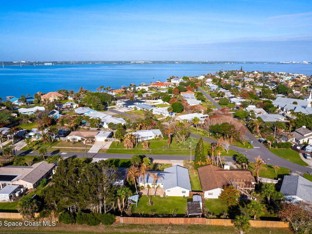 2047 Barracuda Avenue, Melbourne Beach, FL 32951
