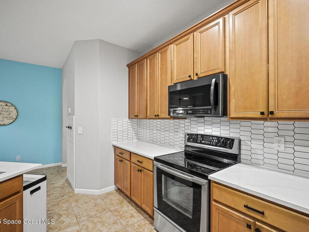 354 Abernathy Circle, Palm Bay, FL 32909