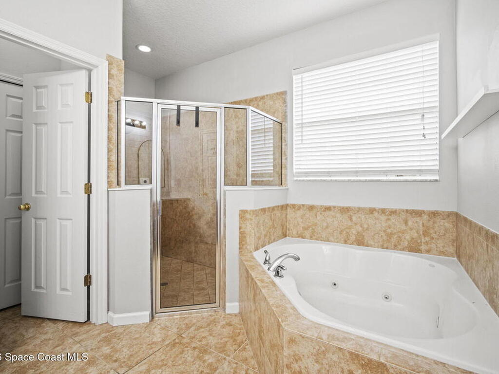 354 Abernathy Circle, Palm Bay, FL 32909