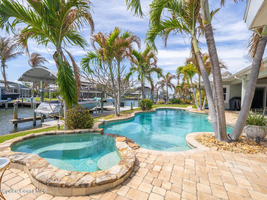 511 Eleuthera Lane, Indian Harbour Beach, FL 32937