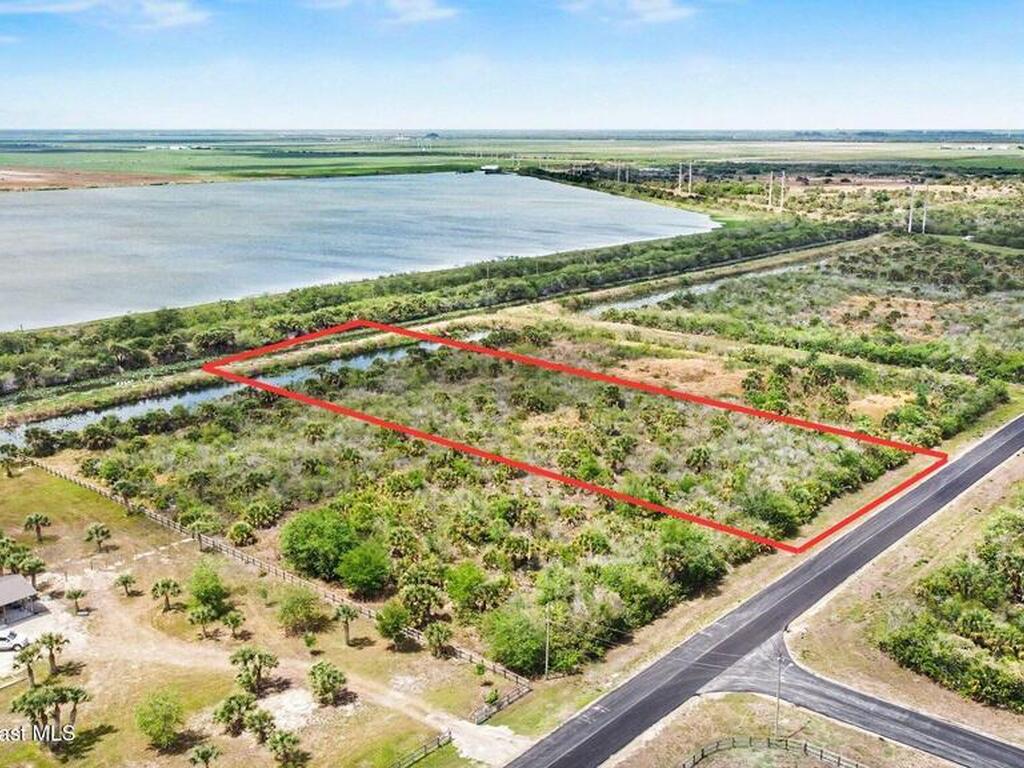 8528 Horseshoe Avenue, Palm Bay, FL 32909