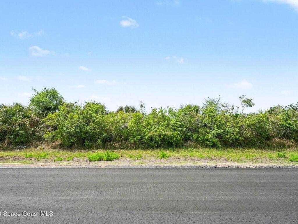 8528 Horseshoe Avenue, Palm Bay, FL 32909