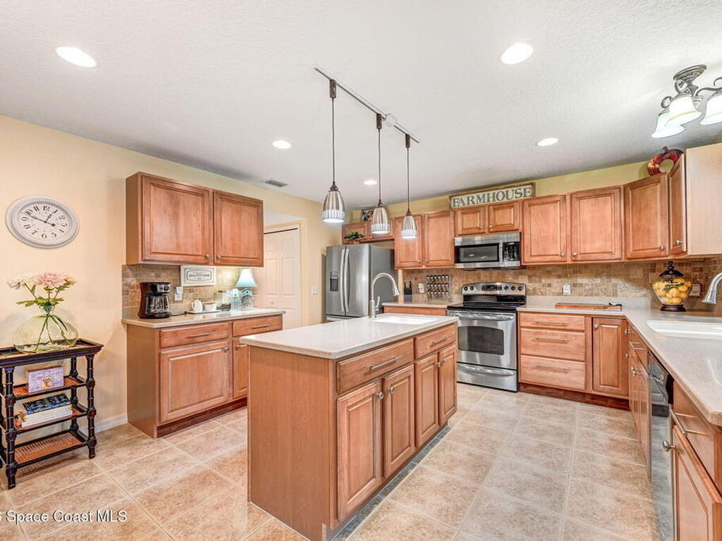 3272 Wreath Street, Melbourne, FL 32904