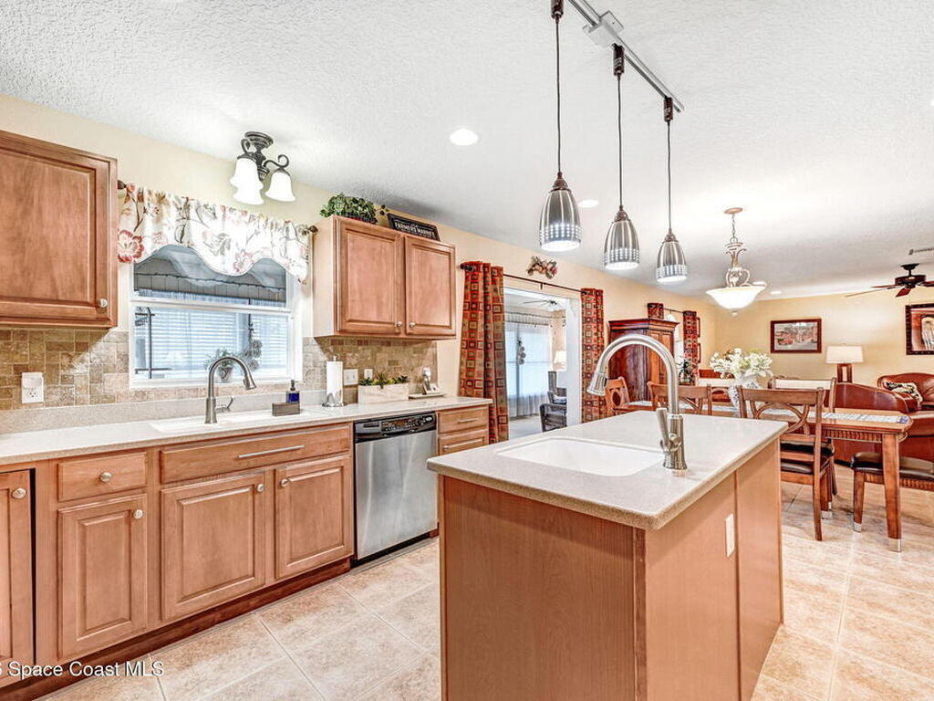 3272 Wreath Street, Melbourne, FL 32904
