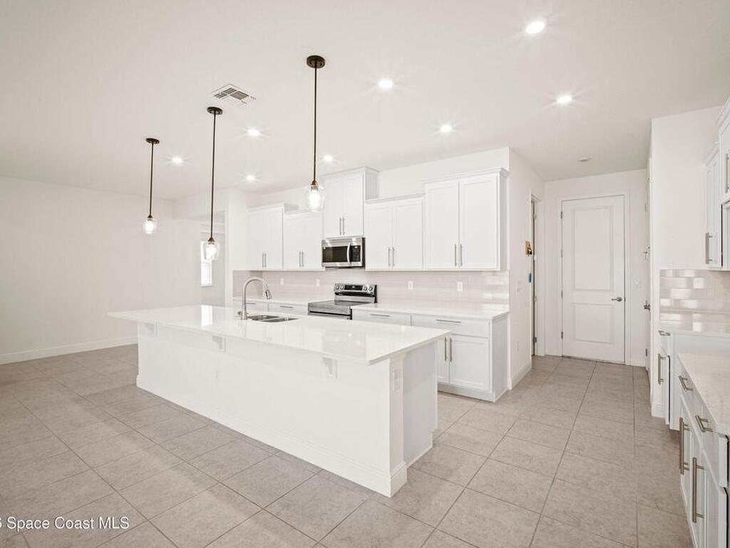 6185 Moonrise Drive, Merritt Island, FL 32953