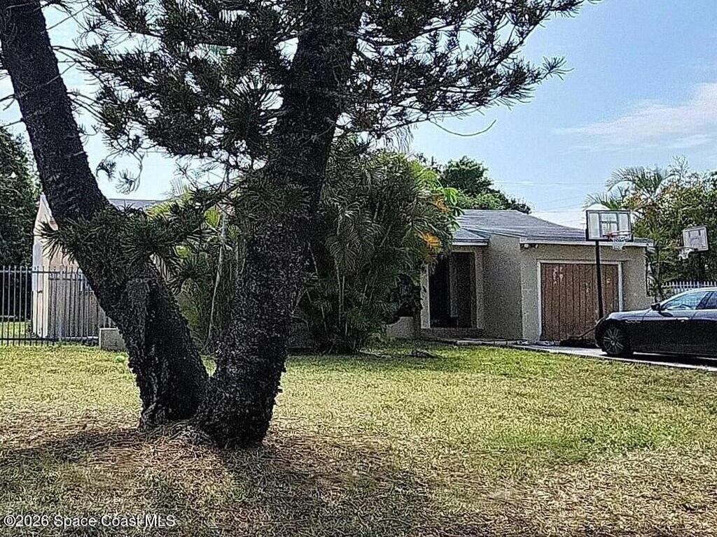 478 NW 153rd Street, Miami, FL 33169
