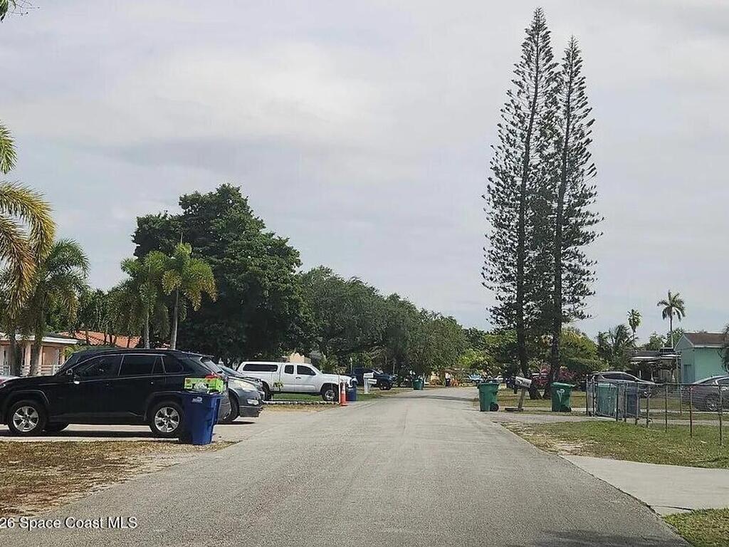 478 NW 153rd Street, Miami, FL 33169
