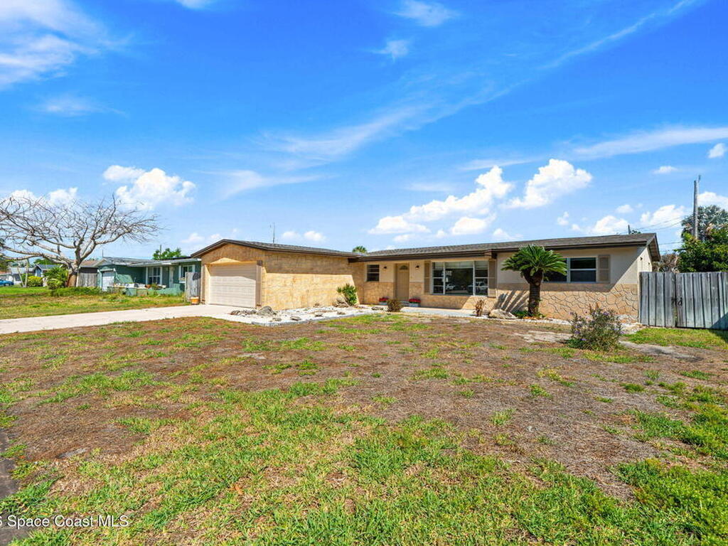 1230 Yacht Club Boulevard, Indian Harbour Beach, FL 32937