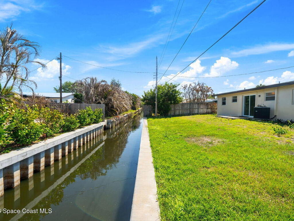 1230 Yacht Club Boulevard, Indian Harbour Beach, FL 32937