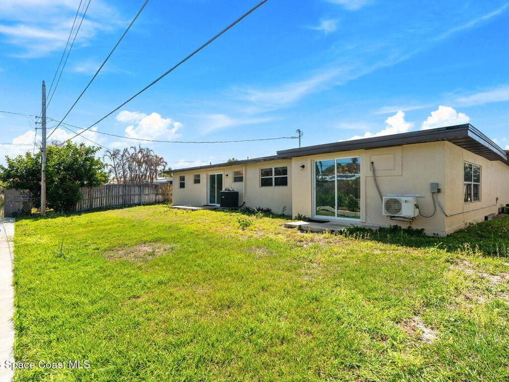 1230 Yacht Club Boulevard, Indian Harbour Beach, FL 32937