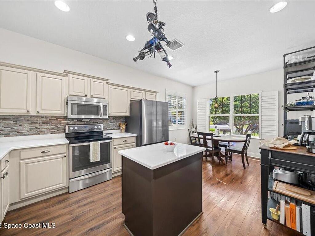 2251 Bridgeport Circle, Rockledge, FL 32955