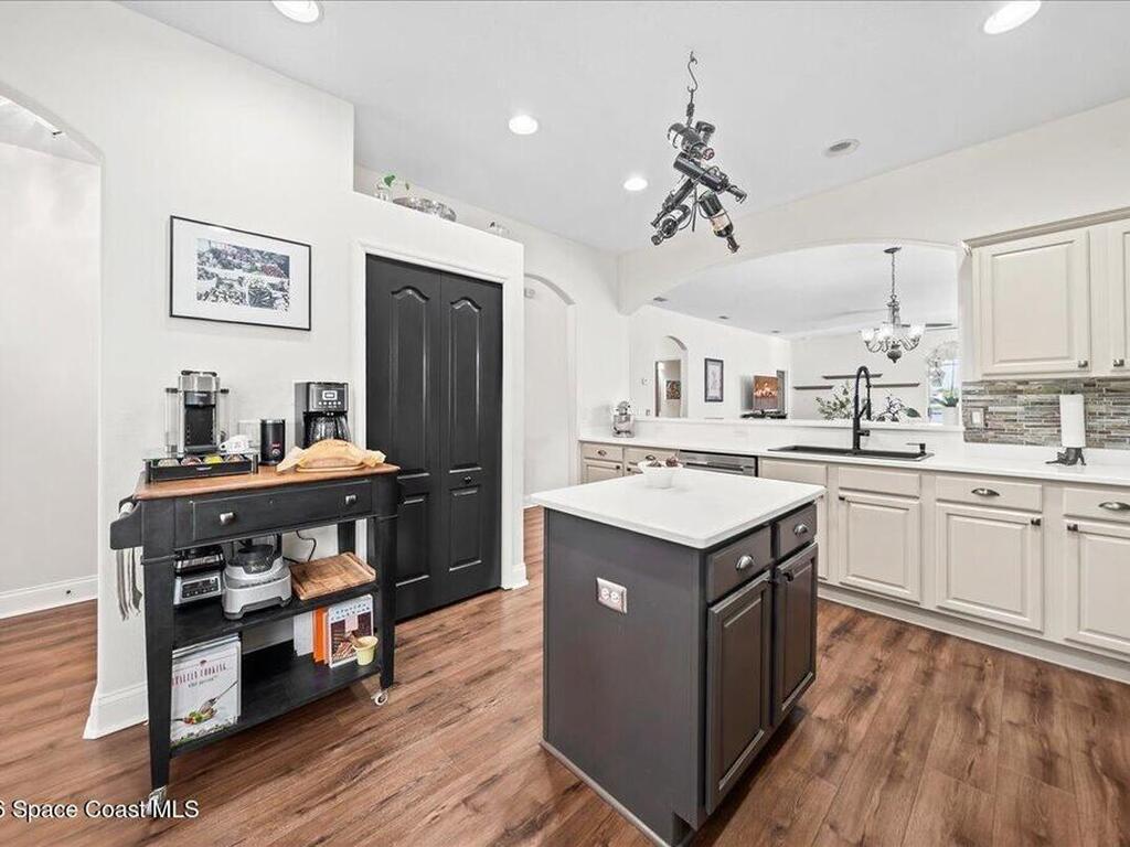 2251 Bridgeport Circle, Rockledge, FL 32955