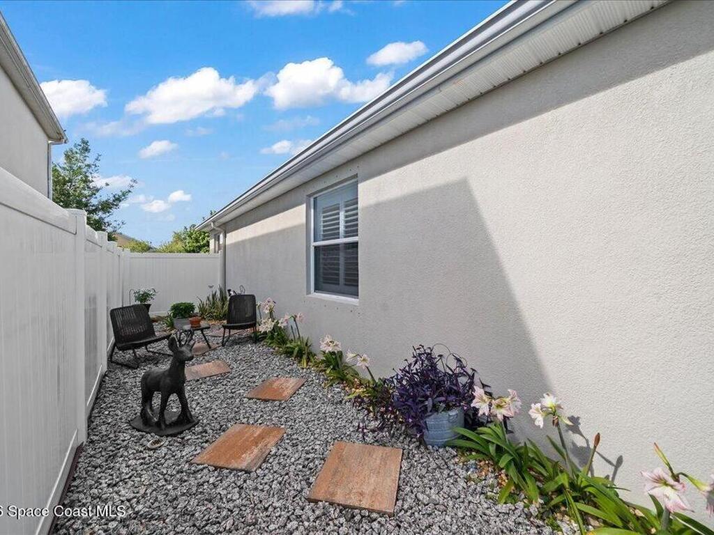 2251 Bridgeport Circle, Rockledge, FL 32955