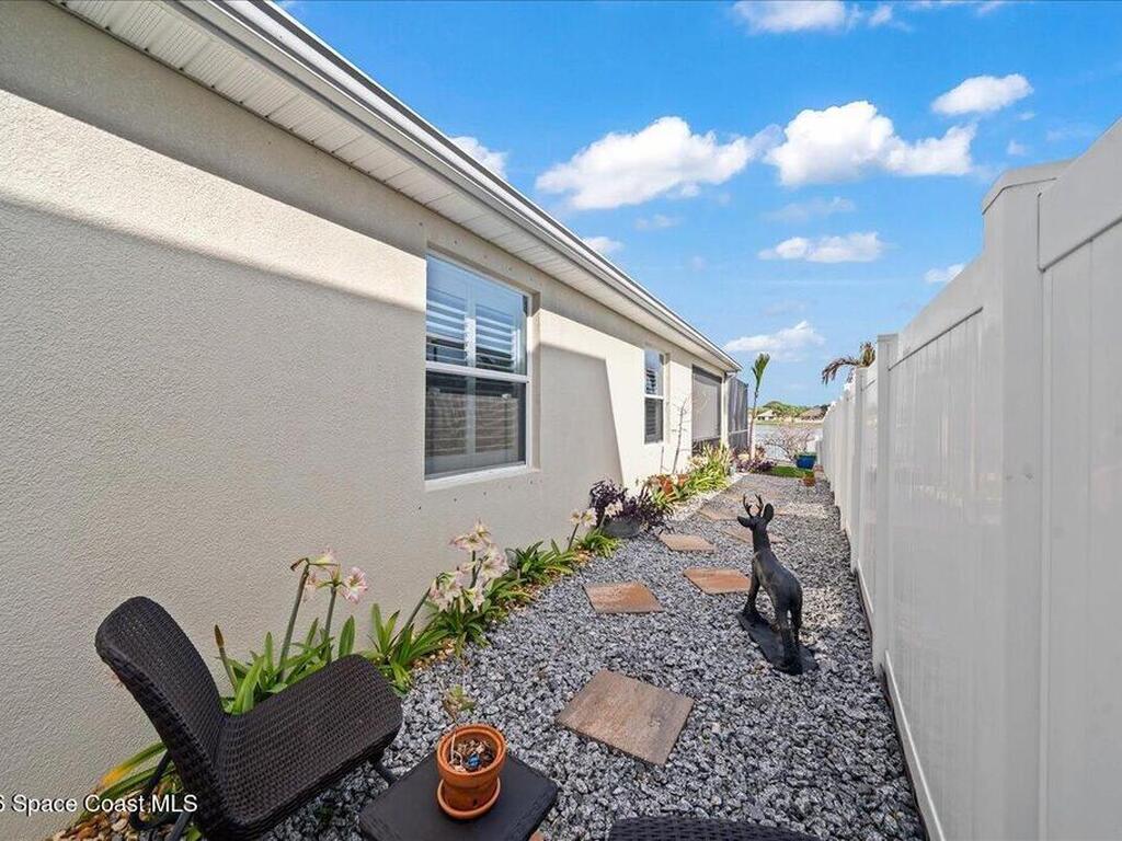 2251 Bridgeport Circle, Rockledge, FL 32955