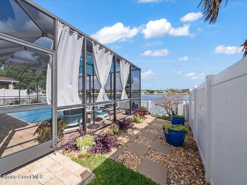 2251 Bridgeport Circle, Rockledge, FL 32955