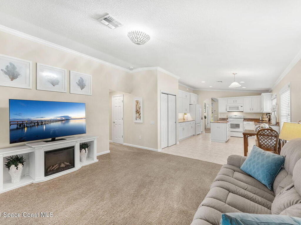 1303 Hubbard Court, Palm Bay, FL 32909