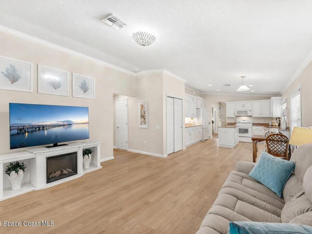1303 Hubbard Court, Palm Bay, FL 32909