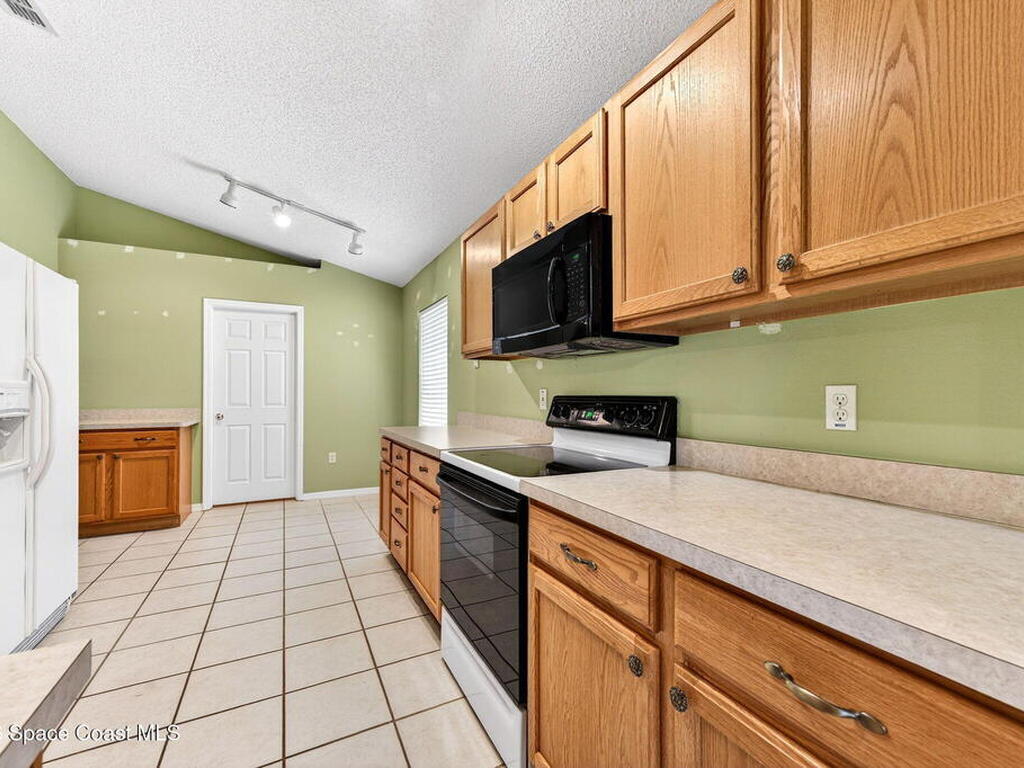 1280 Berryhill Drive, Melbourne, FL 32934