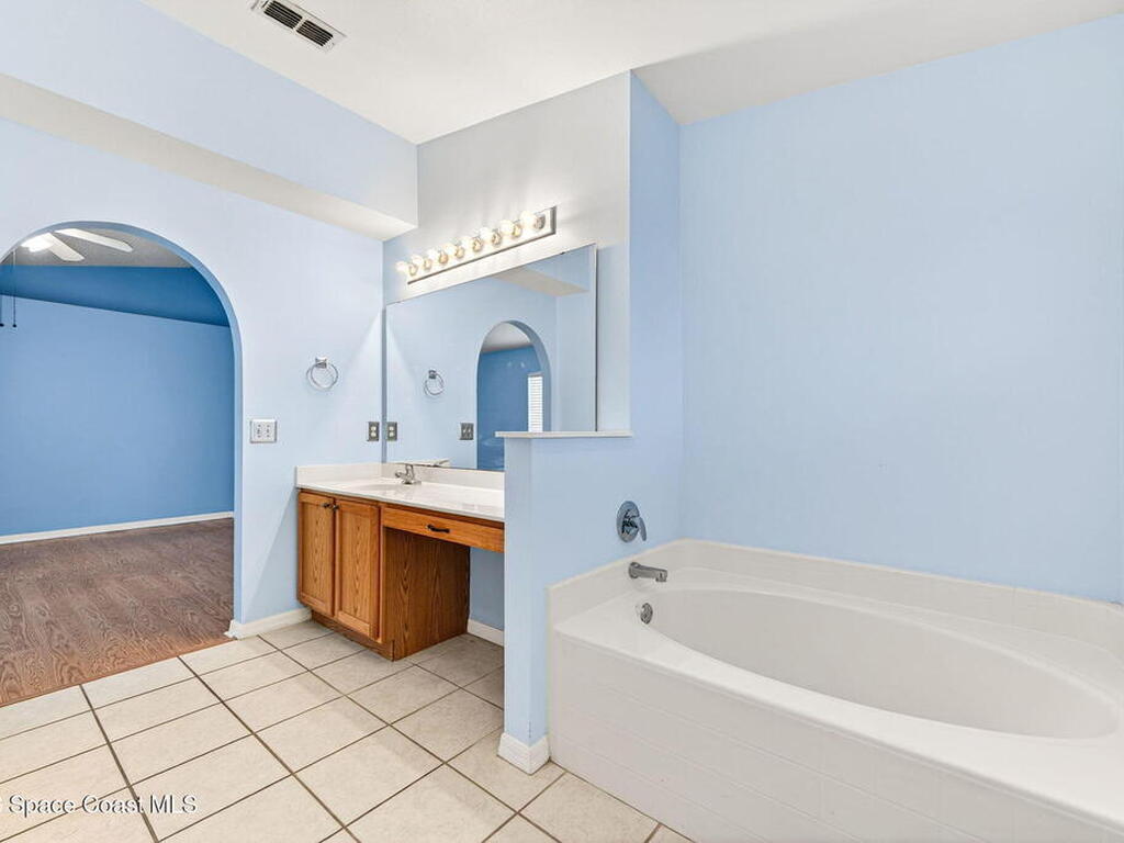 1280 Berryhill Drive, Melbourne, FL 32934