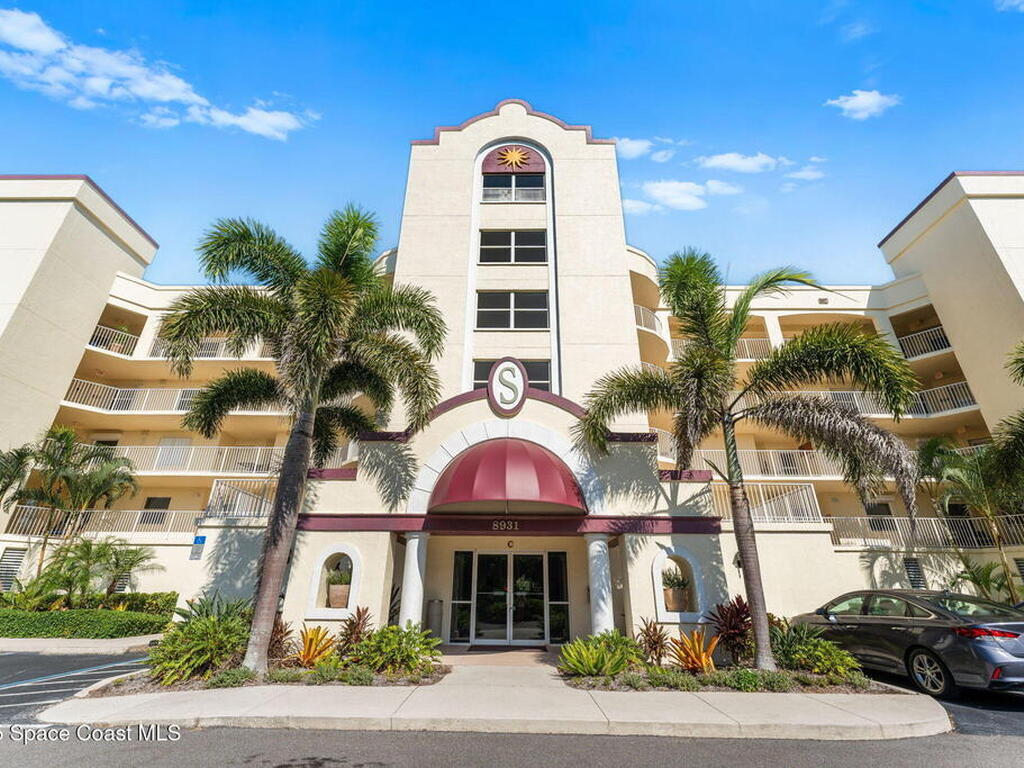 8961 Lake Drive, Cape Canaveral, FL 32920