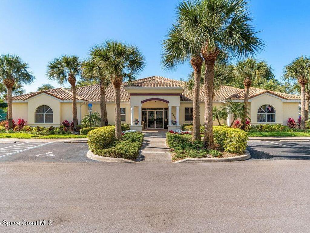 8961 Lake Drive, Cape Canaveral, FL 32920