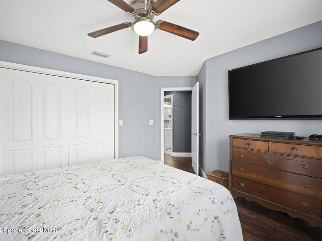 2048 Thistle Drive, Melbourne, FL 32935