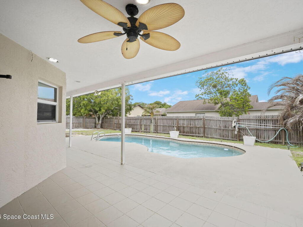 2048 Thistle Drive, Melbourne, FL 32935