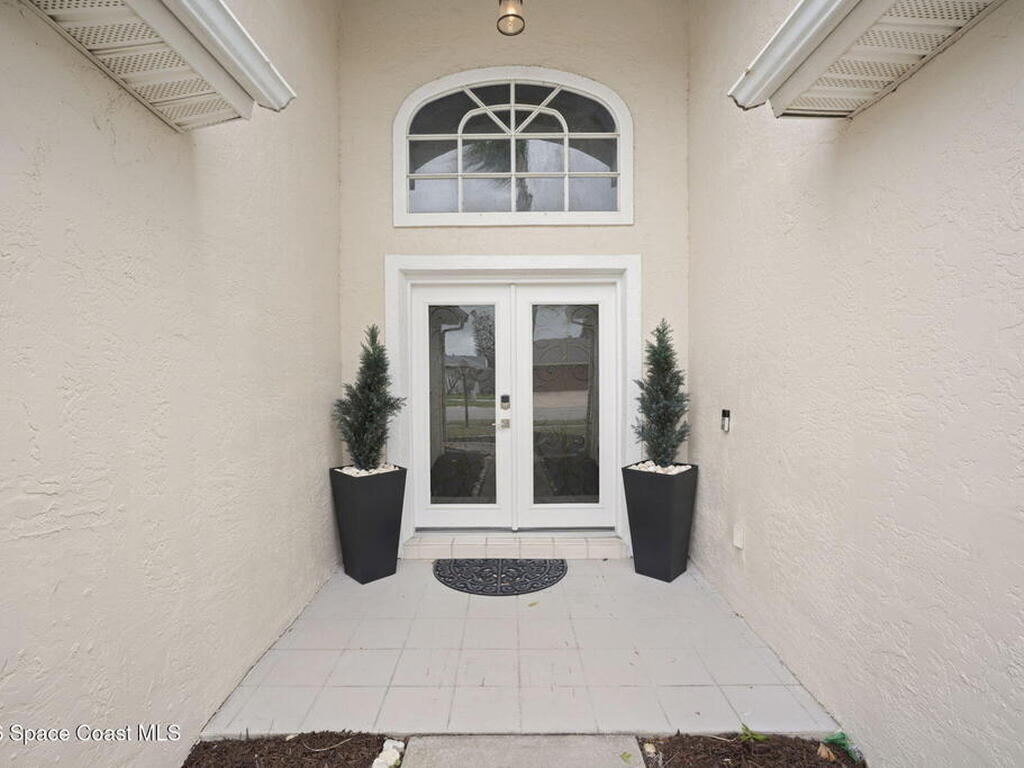 2048 Thistle Drive, Melbourne, FL 32935