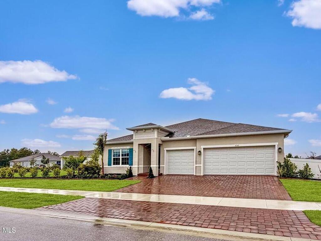 4345 Lago Circle, Vero Beach, FL 32967
