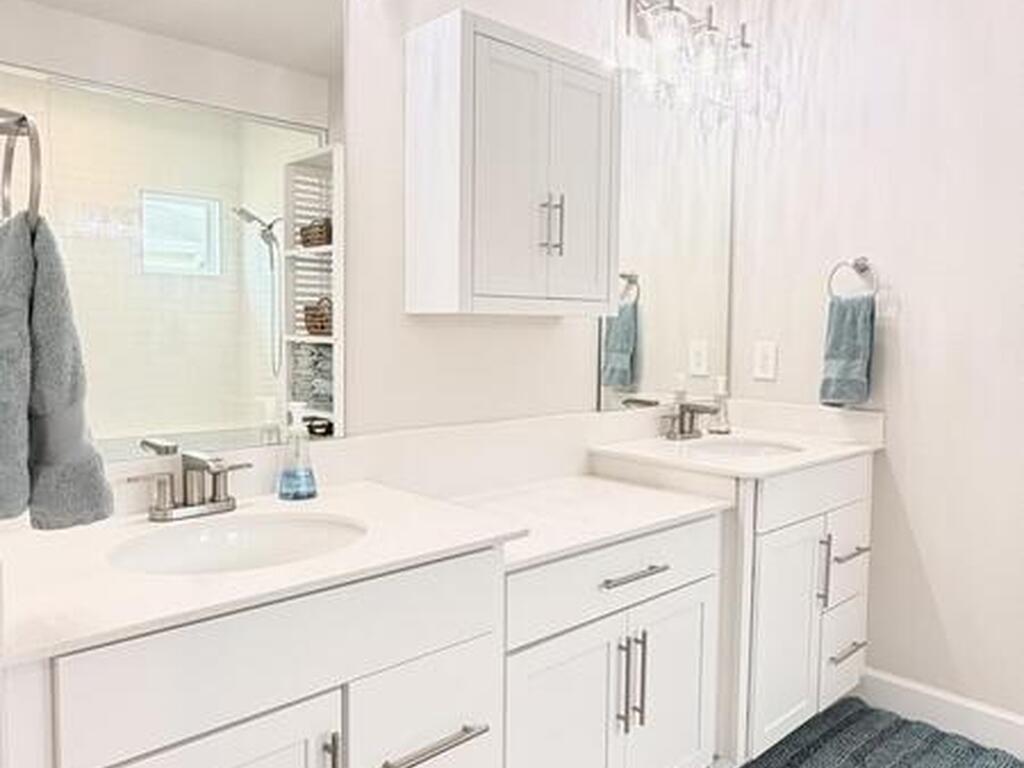 4345 Lago Circle, Vero Beach, FL 32967