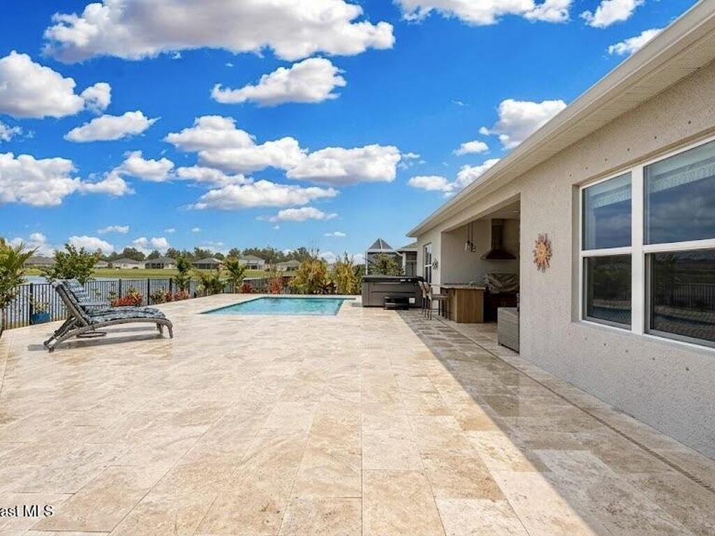4345 Lago Circle, Vero Beach, FL 32967