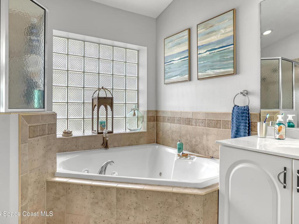 3120 Forest Creek Drive, Melbourne, FL 32901