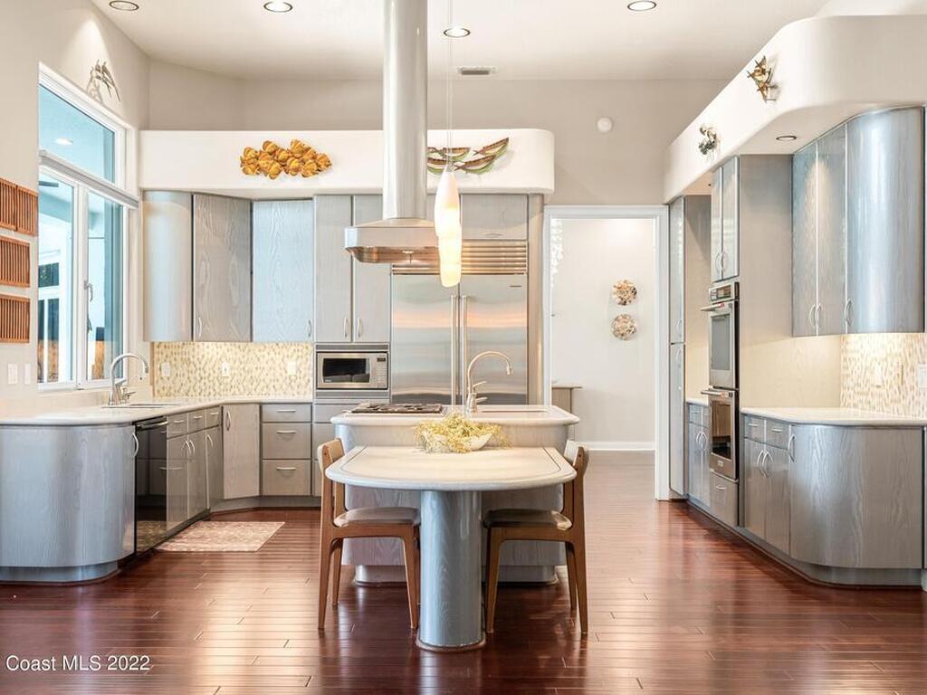 113 Lansing Island Drive, Indian Harbour Beach, FL 32937