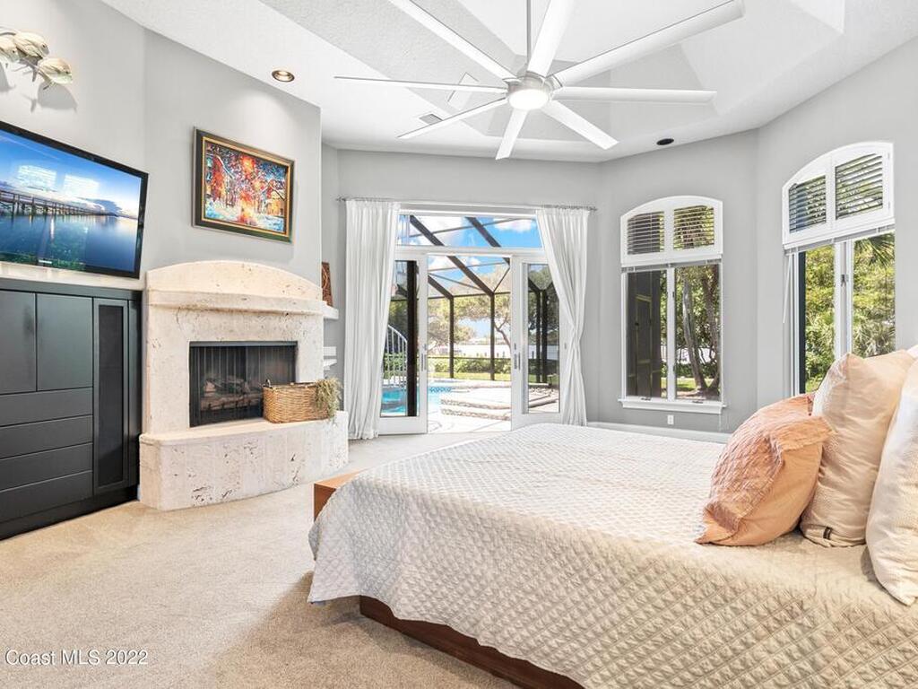 113 Lansing Island Drive, Indian Harbour Beach, FL 32937