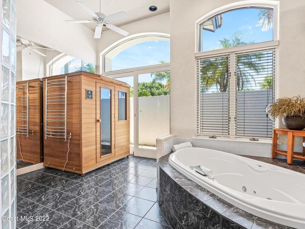 113 Lansing Island Drive, Indian Harbour Beach, FL 32937