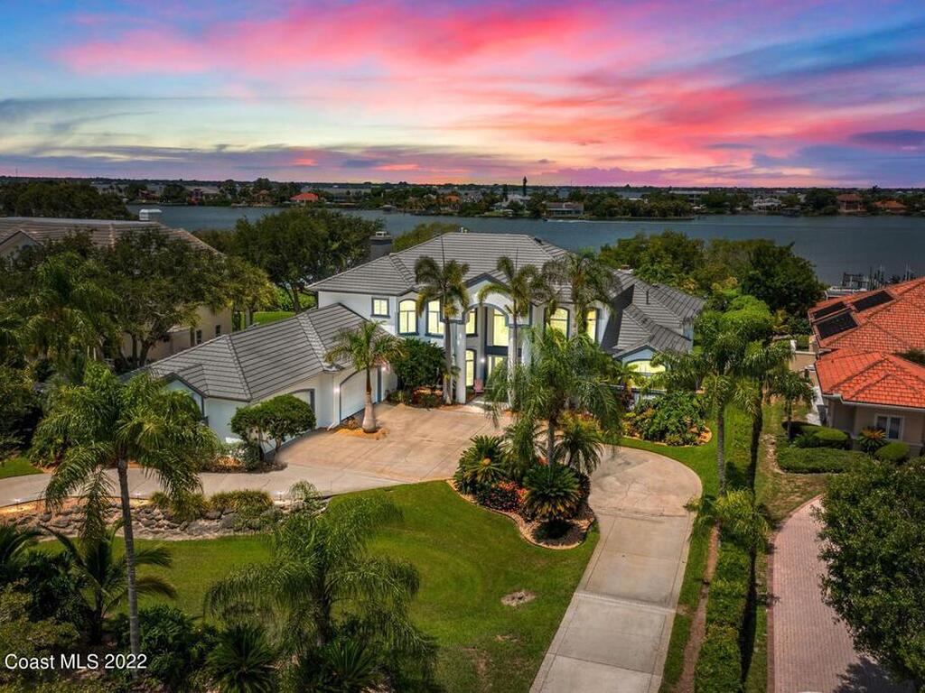 113 Lansing Island Drive, Indian Harbour Beach, FL 32937