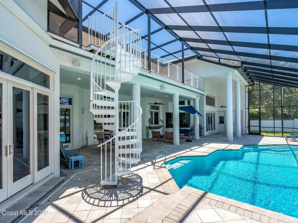 113 Lansing Island Drive, Indian Harbour Beach, FL 32937