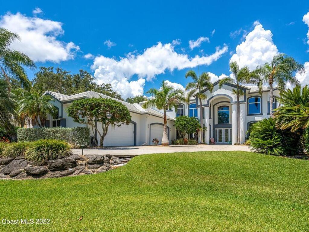 113 Lansing Island Drive, Indian Harbour Beach, FL 32937