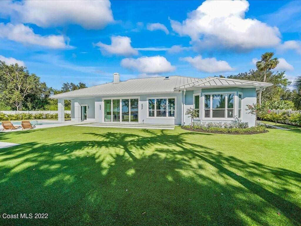8475 S Tropical Trail, Merritt Island, FL 32952