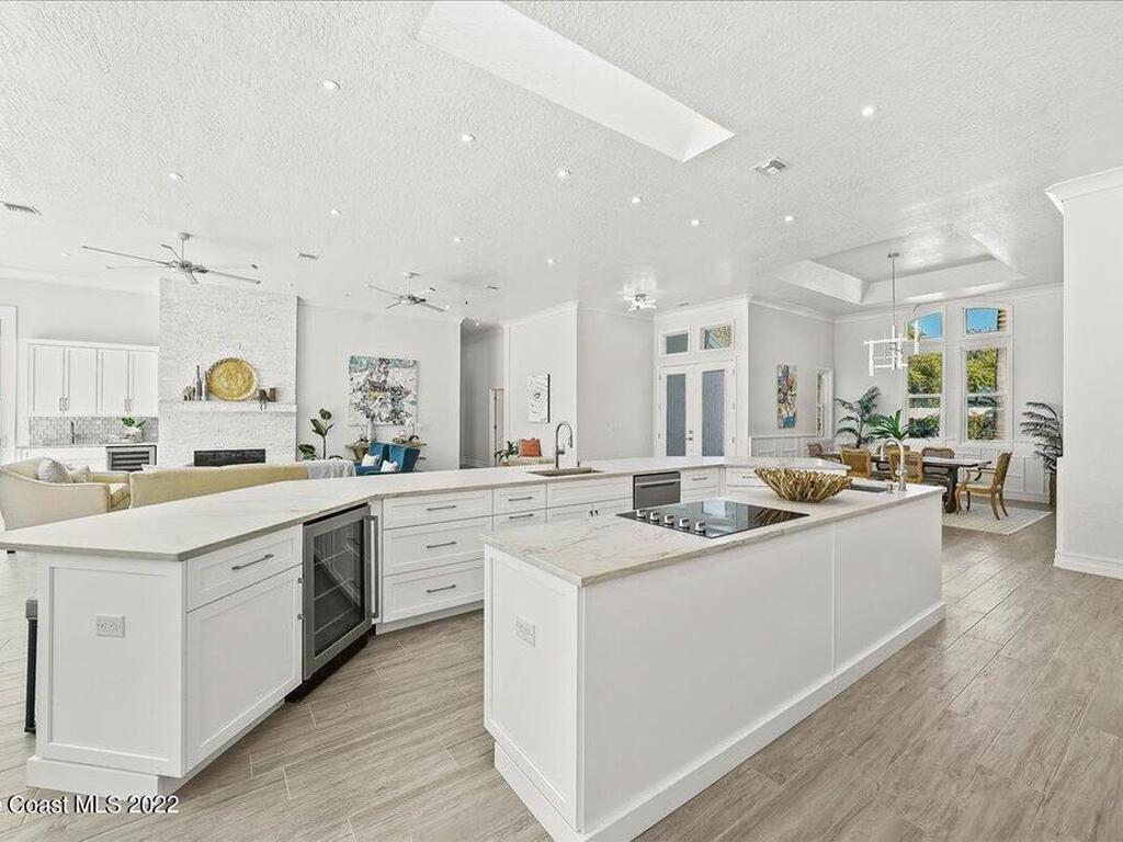 8475 S Tropical Trail, Merritt Island, FL 32952