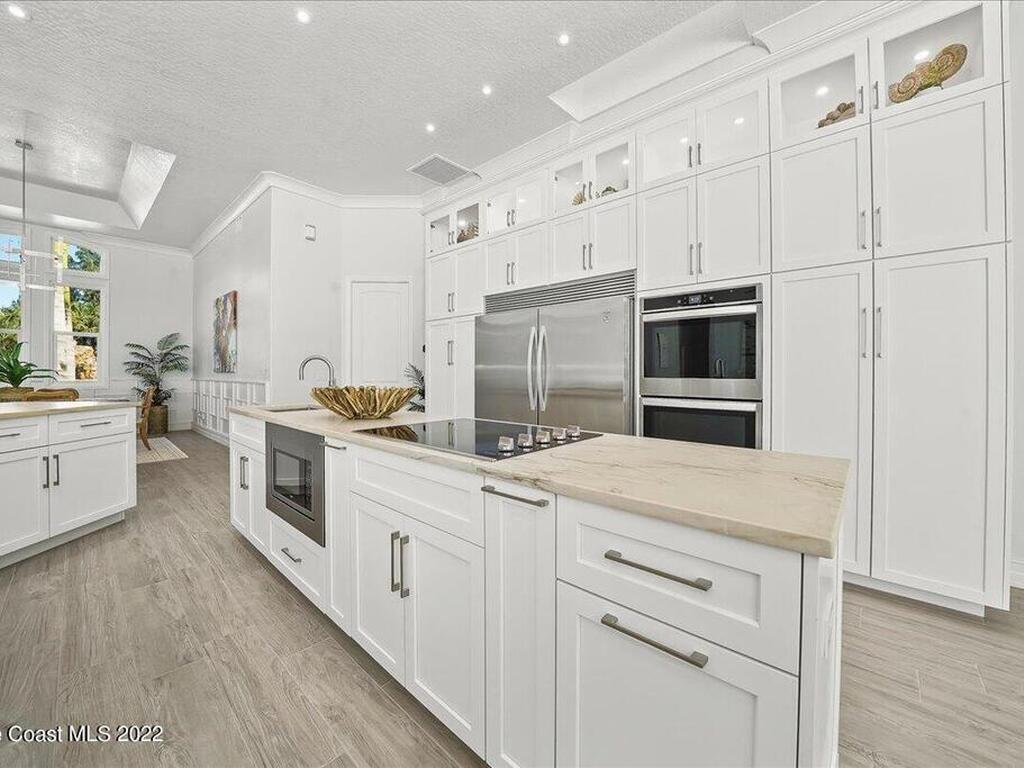 8475 S Tropical Trail, Merritt Island, FL 32952