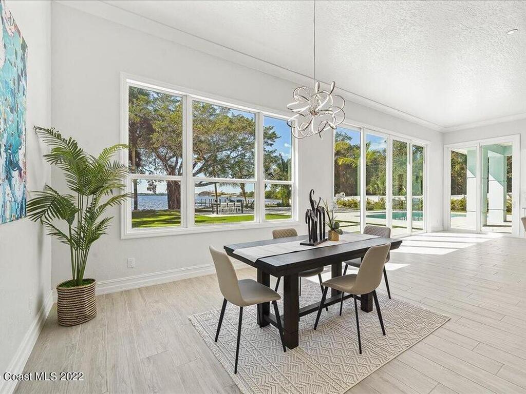 8475 S Tropical Trail, Merritt Island, FL 32952