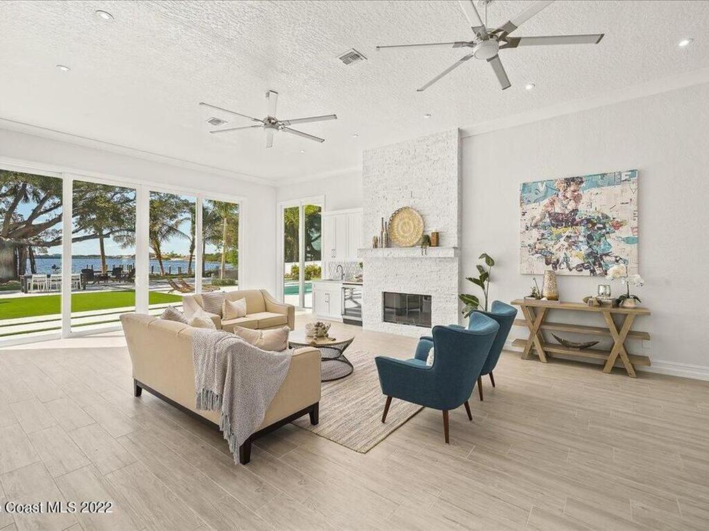 8475 S Tropical Trail, Merritt Island, FL 32952