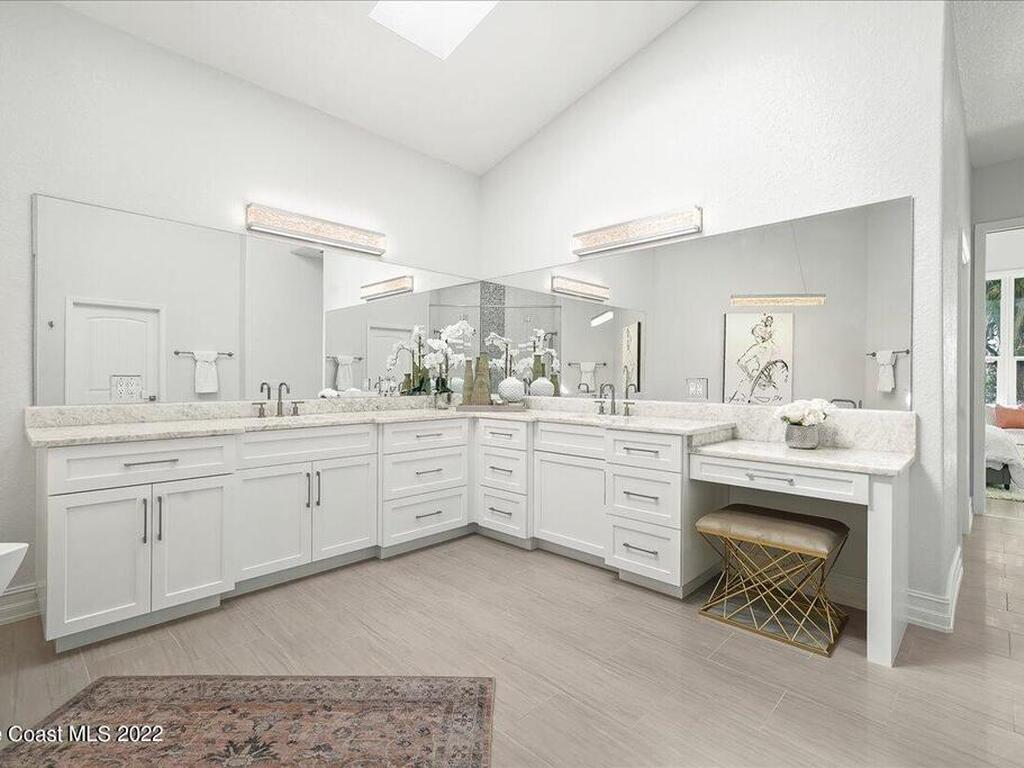 8475 S Tropical Trail, Merritt Island, FL 32952