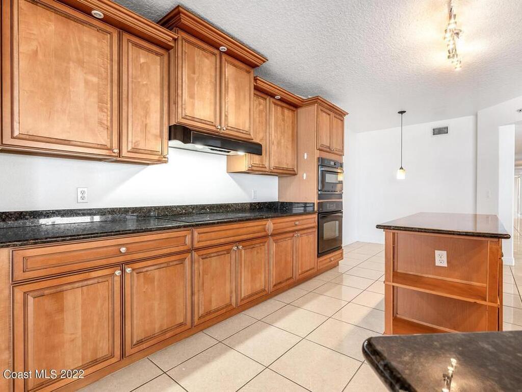 1085 Highway A1a, Satellite Beach, FL 32937