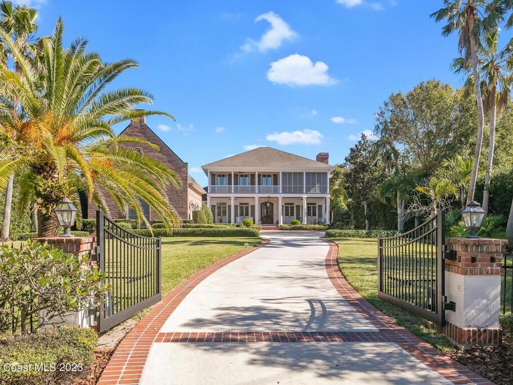 9900 S Tropical Trail, Merritt Island, FL 32952