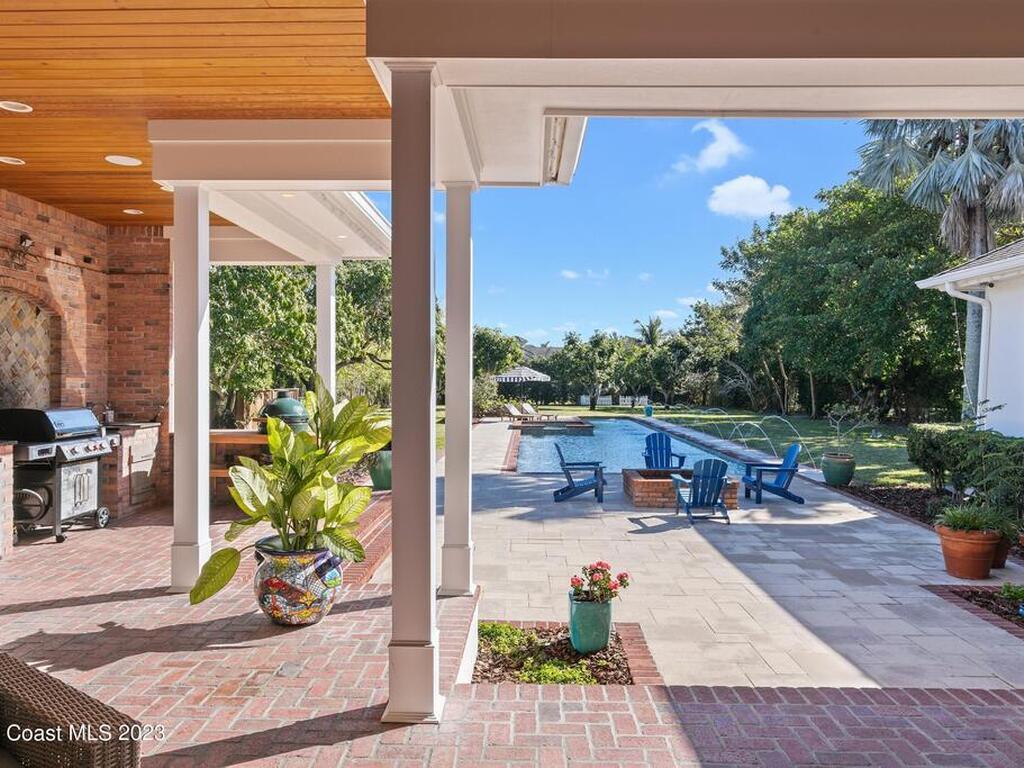 9900 S Tropical Trail, Merritt Island, FL 32952