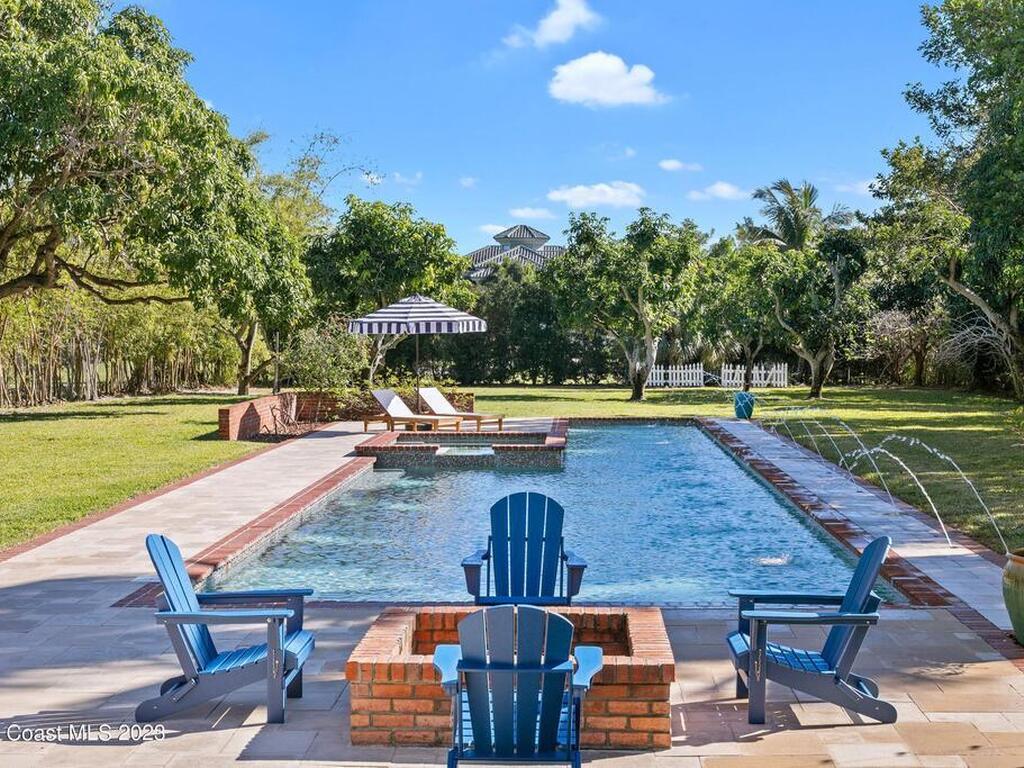 9900 S Tropical Trail, Merritt Island, FL 32952
