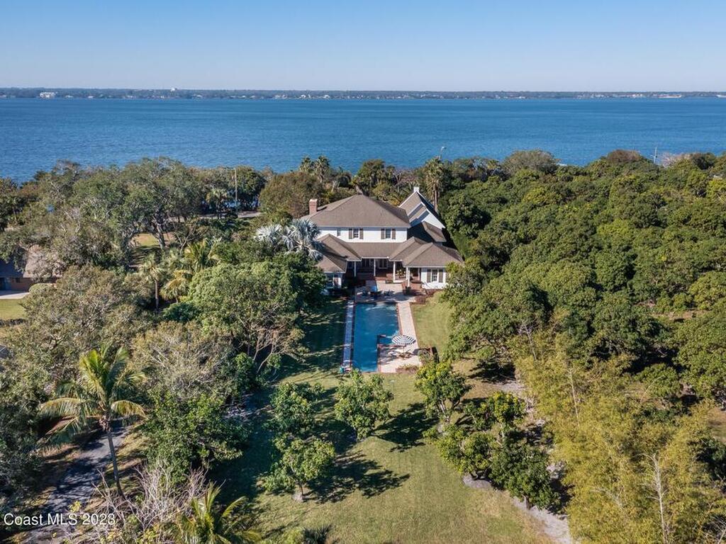9900 S Tropical Trail, Merritt Island, FL 32952